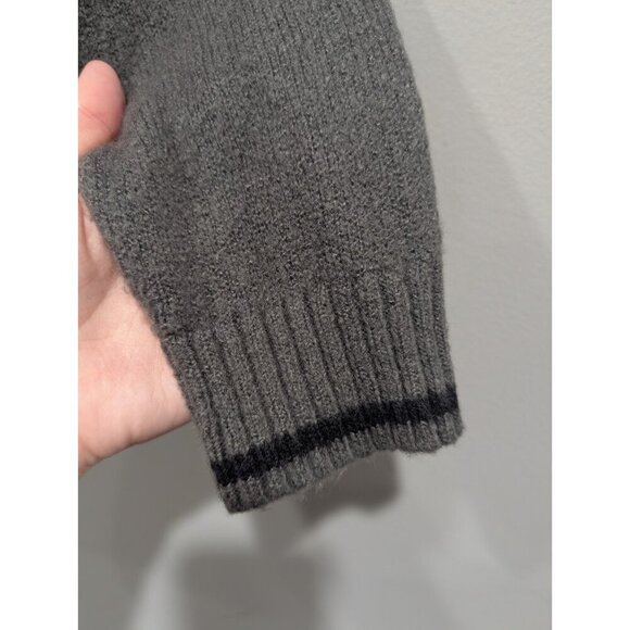 Torrid Womens Size 0/L/12 Grey Crew Neck Sweater Camo Star Long Sleeve Warm - Picture 11 of 16